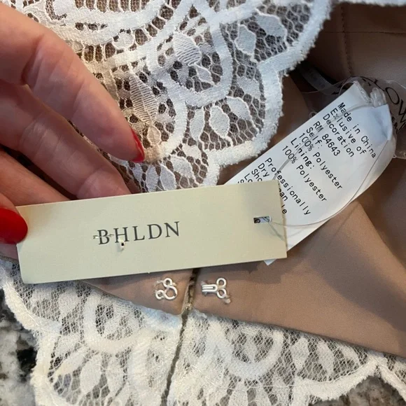 Limited Sale— WILLOWBY by Watters Sariah Top - Picture 14 of 15